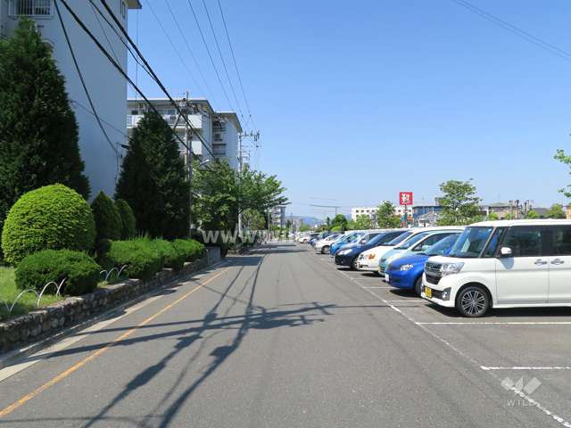 敷地内駐車場（屋外平面式）