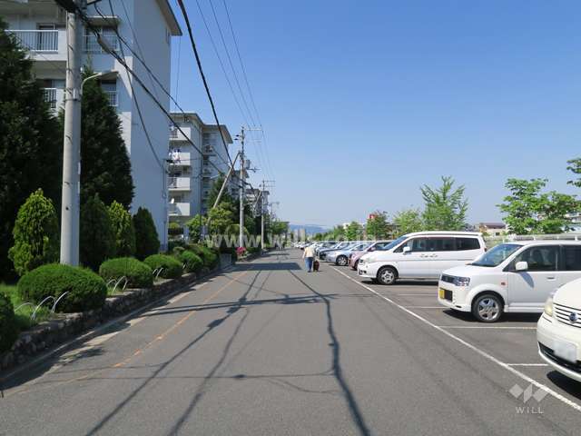 敷地内駐車場（屋外平面式）