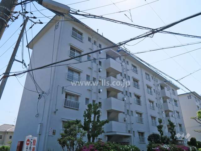 平田住宅18号棟の外観（北東側から）