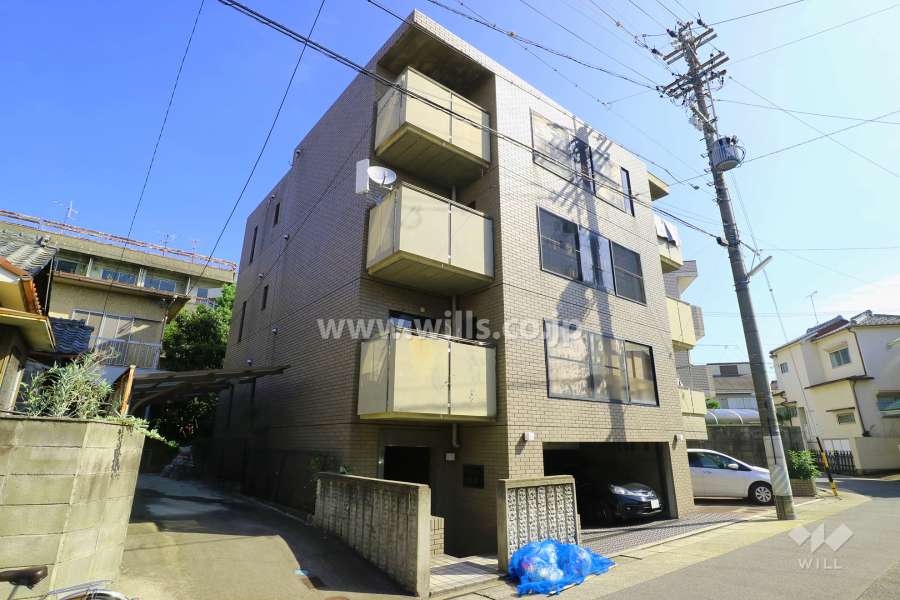 ブライトホープ穂波の外観（南西側から）
