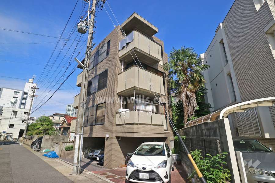 ブライトホープ穂波の外観（南東側から）