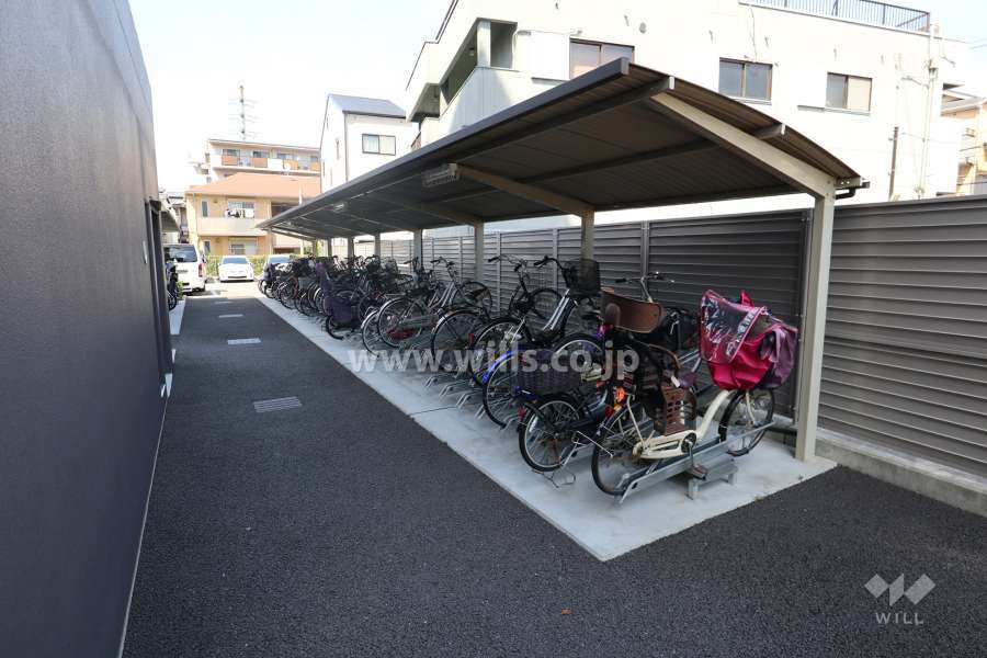屋根付き駐輪場