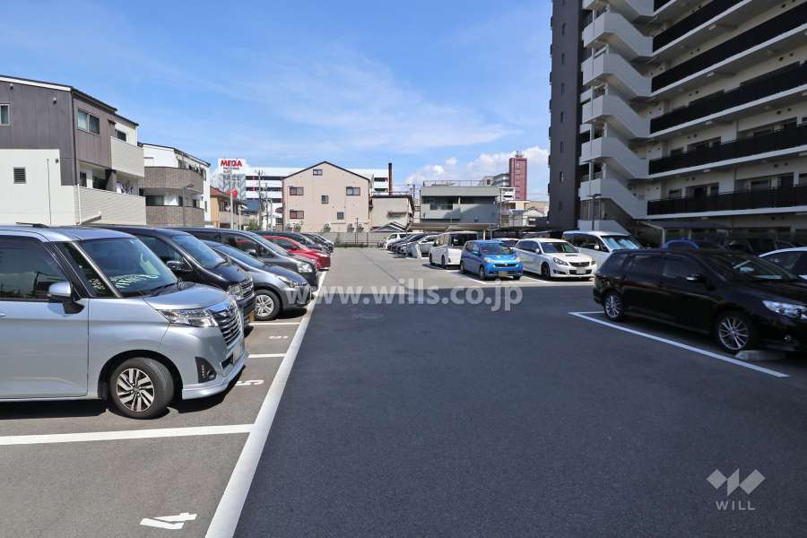敷地内駐車場(屋外平面式)