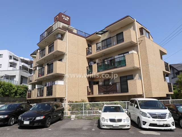 ユニーブルマンション本郷台の外観(南東側から)