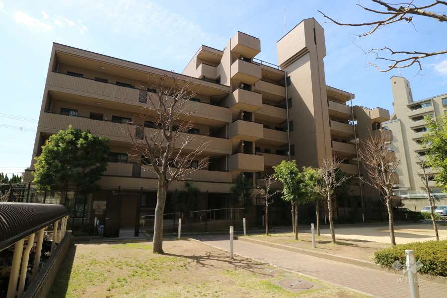 サンリーノ逆瀬川野上サウスコートの外観（北側から）