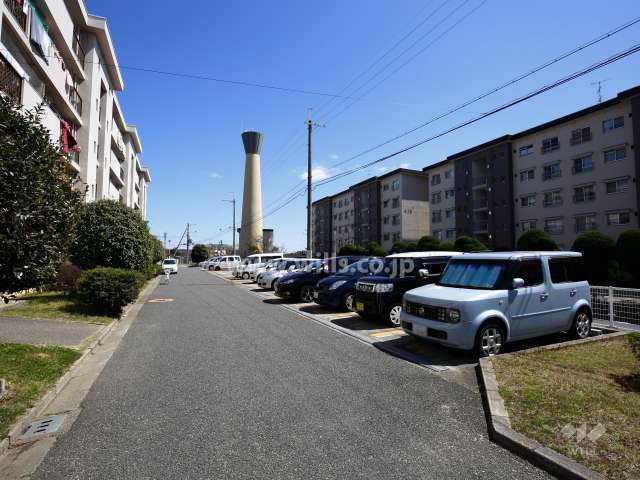 敷地内駐車場（屋外平面式）
