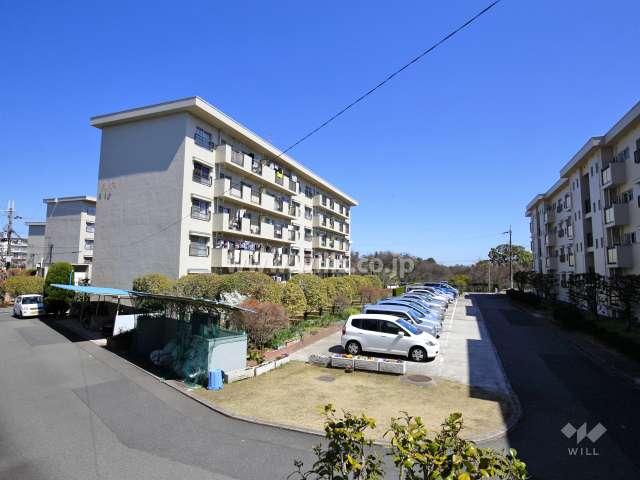 茨木郡山D住宅の全景
