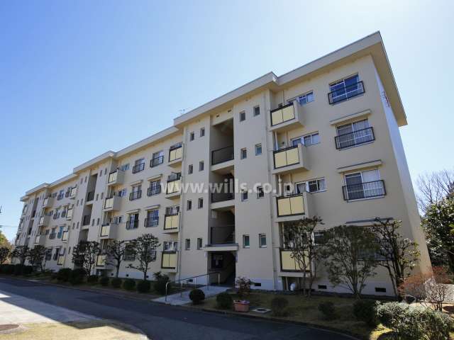 茨木郡山D住宅A18棟の外観（北西側から）