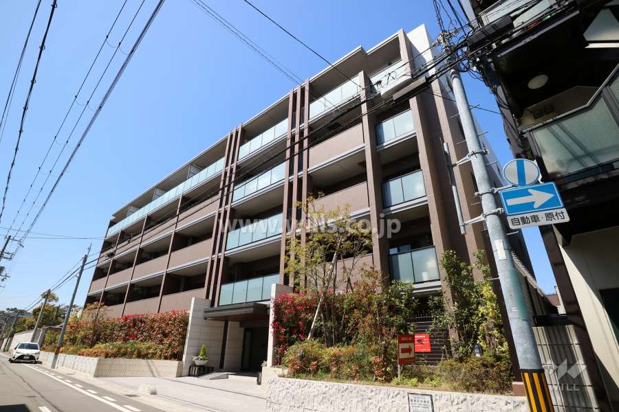 エルグレース夙川香櫨園の外観（南東側から）
