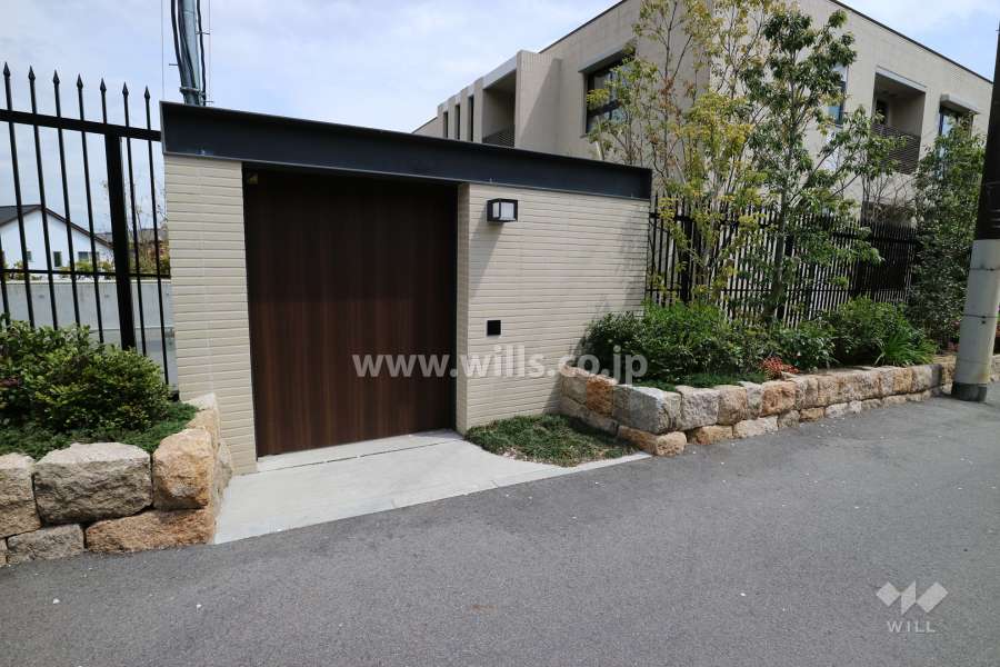 駐輪場出入り口