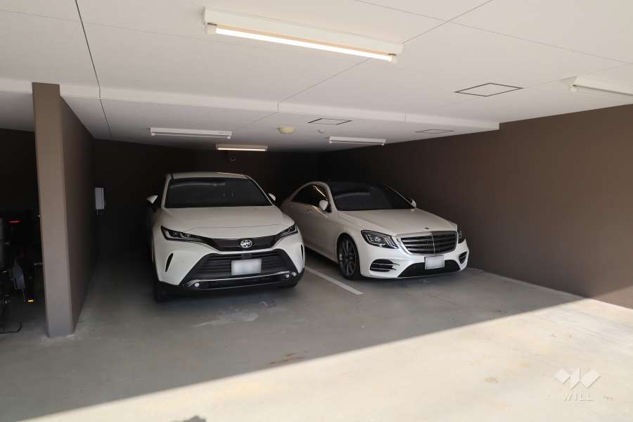敷地内駐車場（屋内平面式）