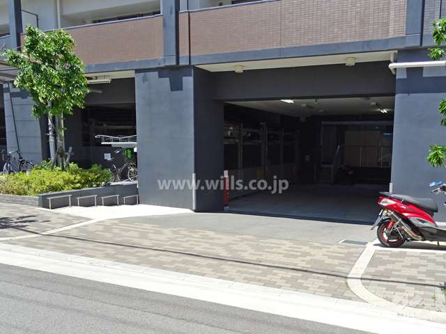 駐車場入り口