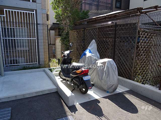 バイク置場