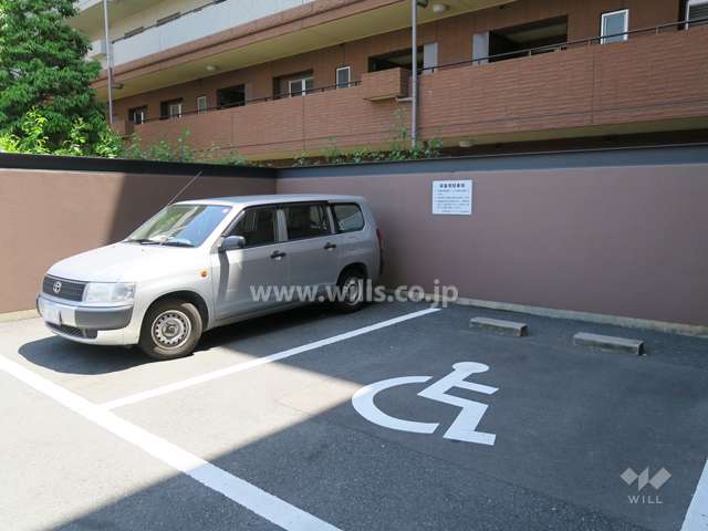 来客用駐車場