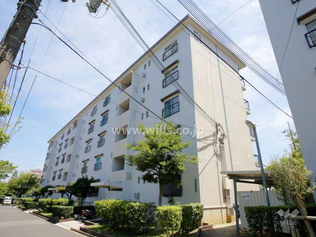 富田第二住宅61棟の外観（北西側から）