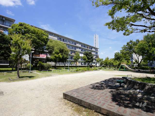 富田第二住宅77棟の遠景