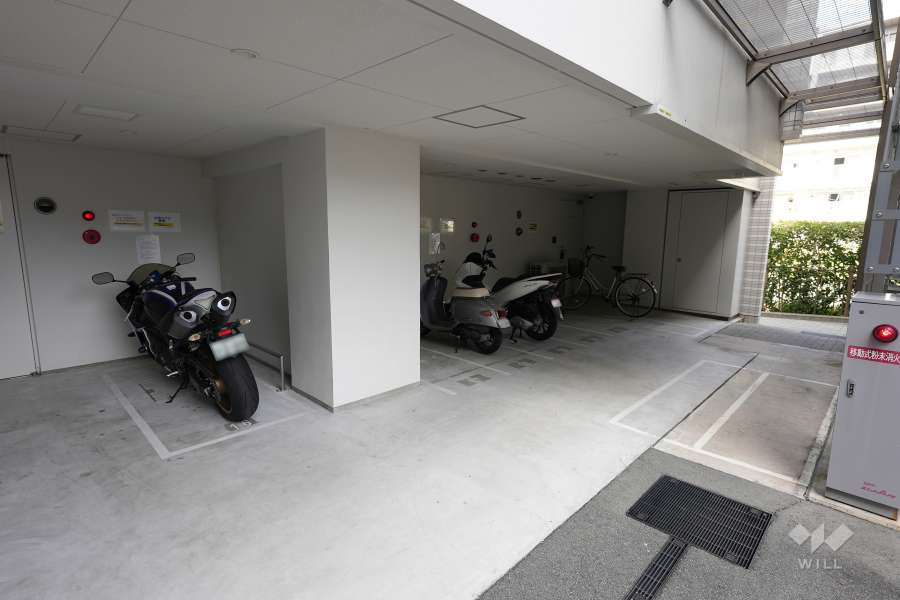 バイク置場