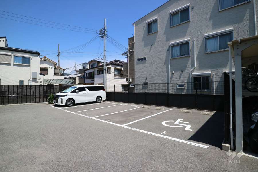 敷地内駐車場（屋外平面式）