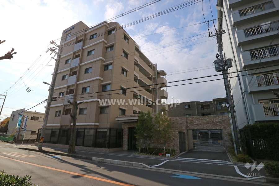 ディモア茨木新中条パークフロントの外観（北東側から）