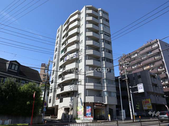 ユニーブル神丘の外観(北東側から)