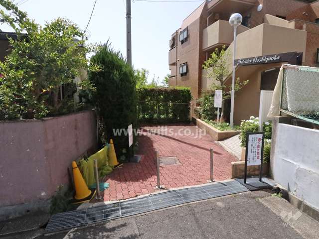 敷地北東側の出入り口