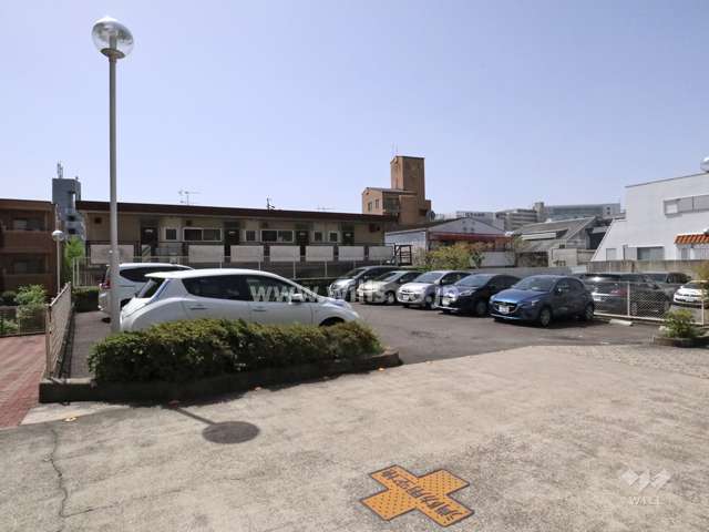 敷地内駐車場（屋外平面式）