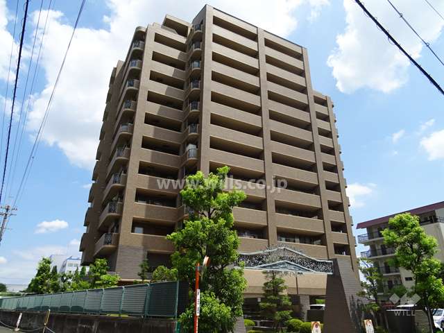 クレアシティ東三国の外観（南西側から）