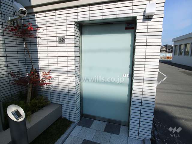 駐輪場出入り口