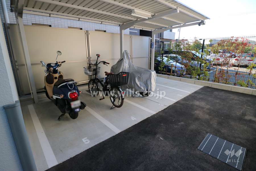 バイク置き場