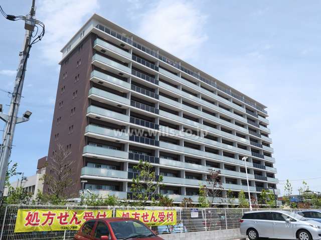 クレヴィア高槻ガーデンテラスの外観（南側から）