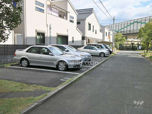 敷地内駐車場（屋外平面）