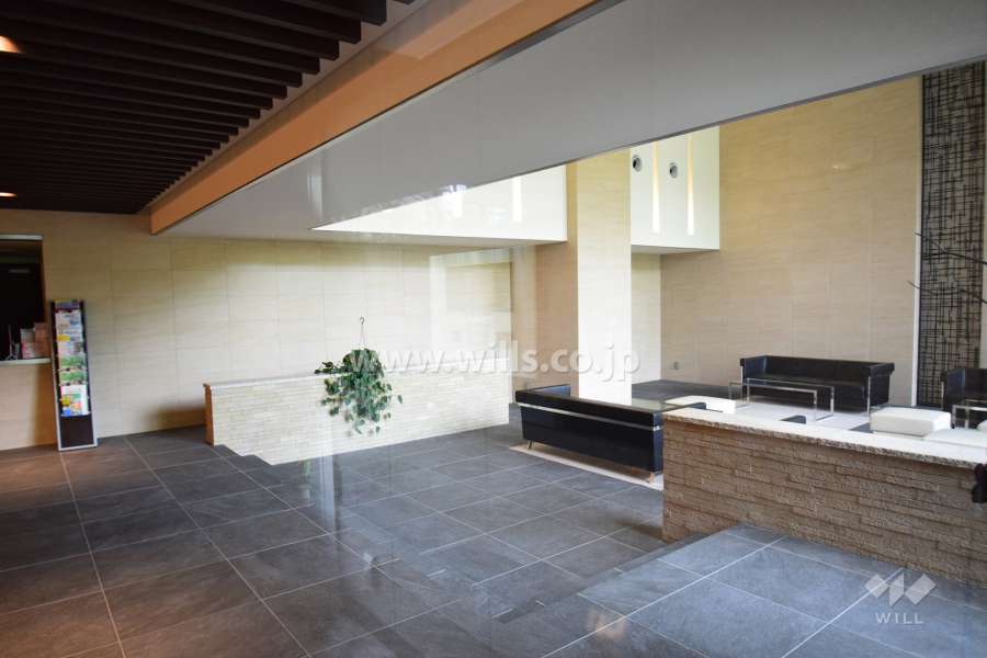 エントランスホール