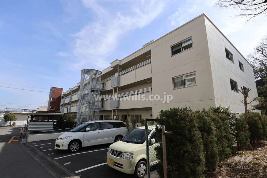 光ヶ丘ハイツＣ棟の外観（北西側から）