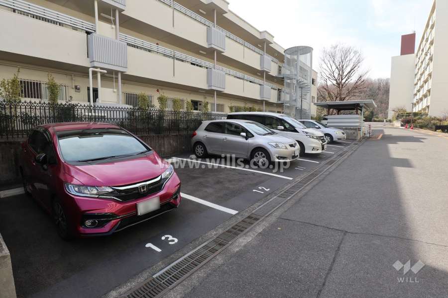 敷地内駐車場（屋外平面式）