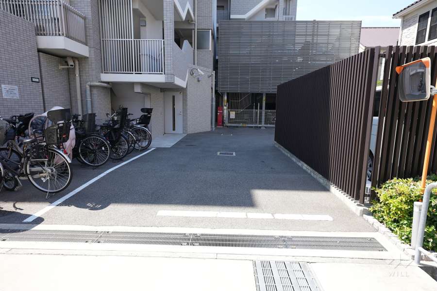 駐車場の出入口