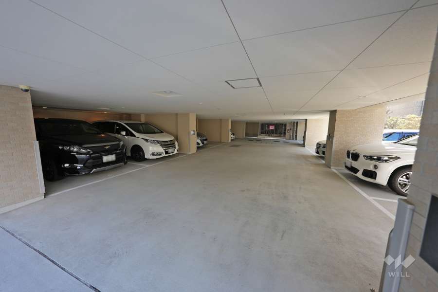 敷地内駐車場（屋内平面式）