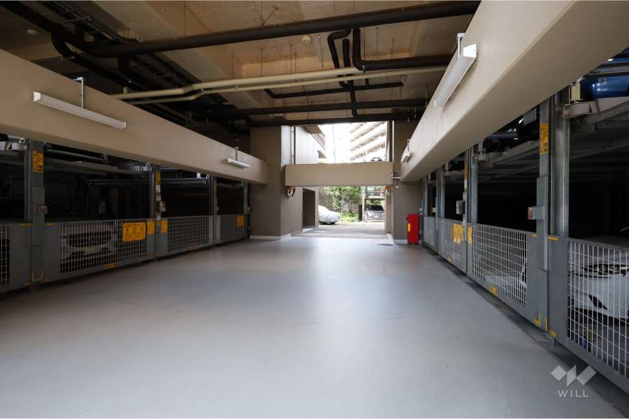 敷地内駐車場（屋内機械式）