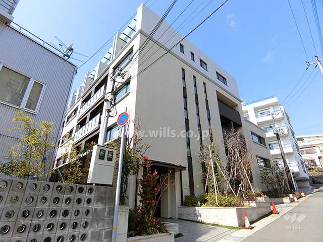 グランドメゾン東灘森北町の外観（南東側から）