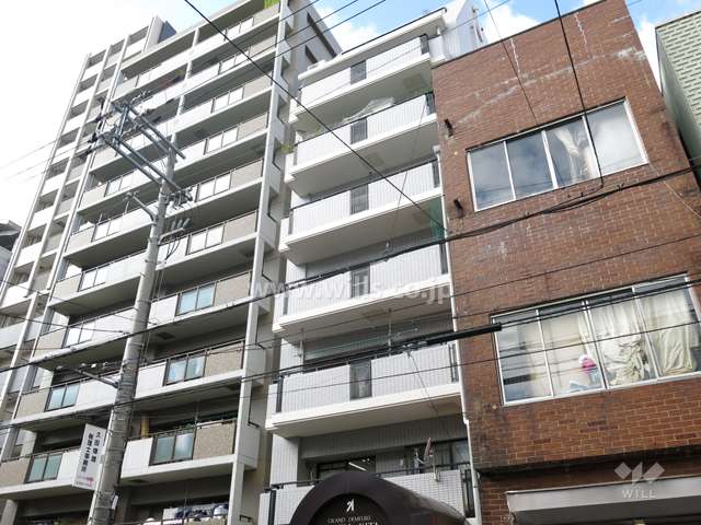 グラン・ドムール高津北の外観（北東側から）