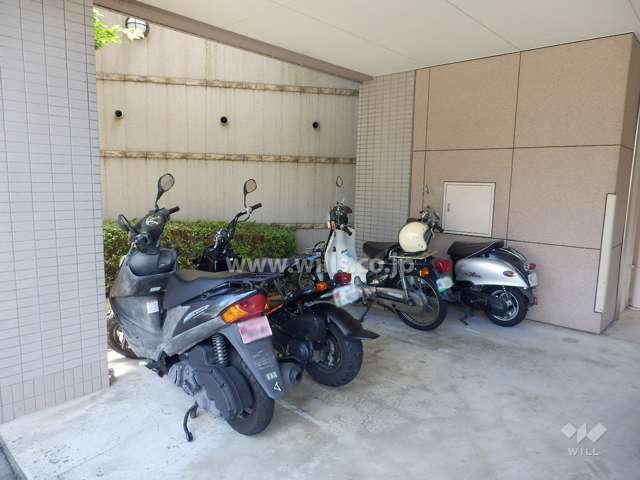 バイク置場