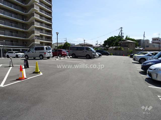 敷地内駐車場（屋外平面式）