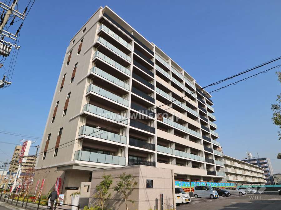 グランパレス上新庄-小松(南西側から)