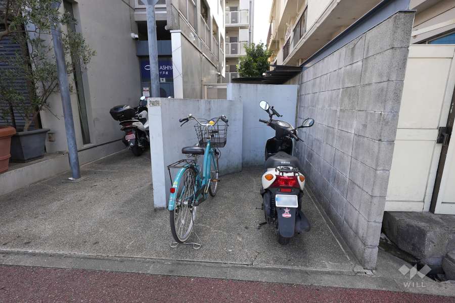 駐輪場・バイク置場