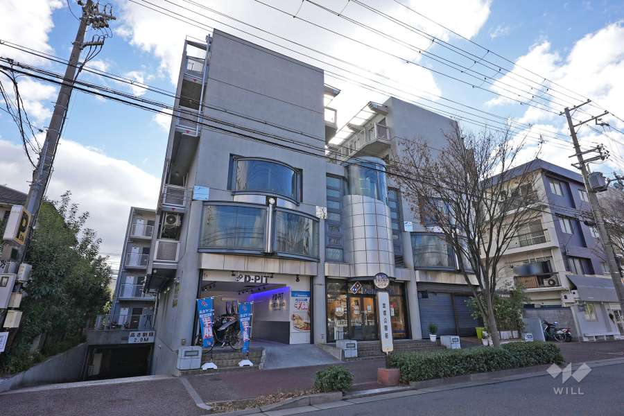 キューブ芦屋の外観（北側から）