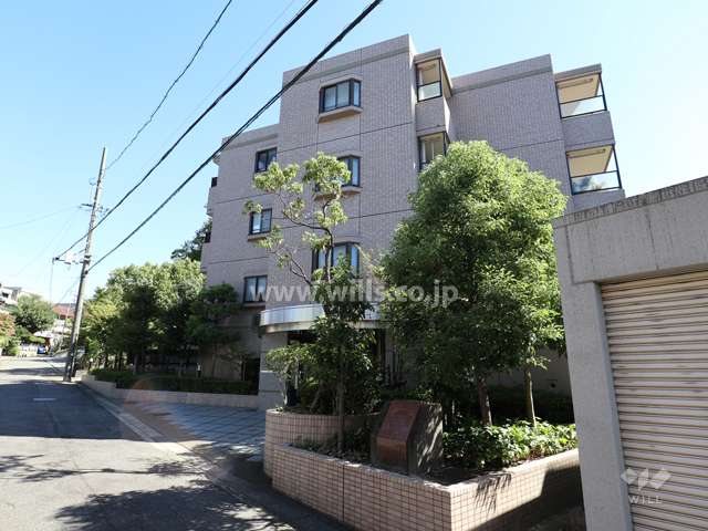 ロイヤルメイツ揚羽西館の外観（西側から）