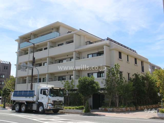 グランドメゾン夙川千歳町の外観（北東側から）