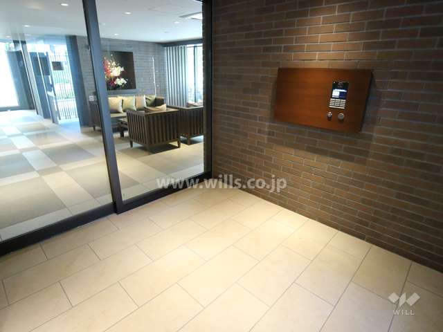 エントランス内