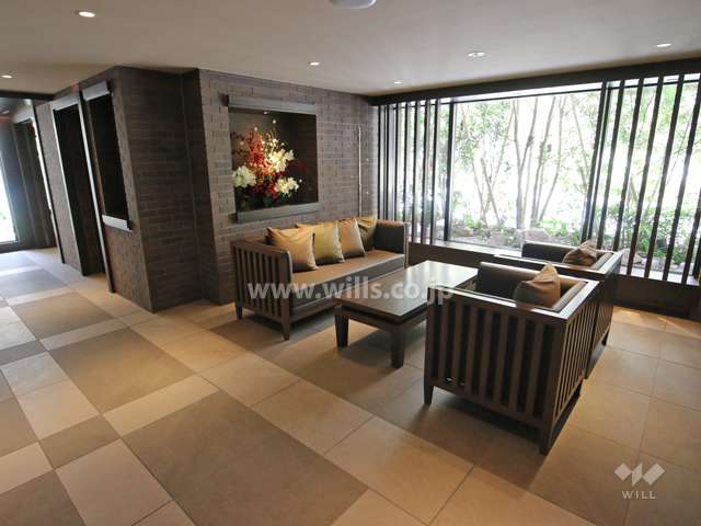 エントランスホール