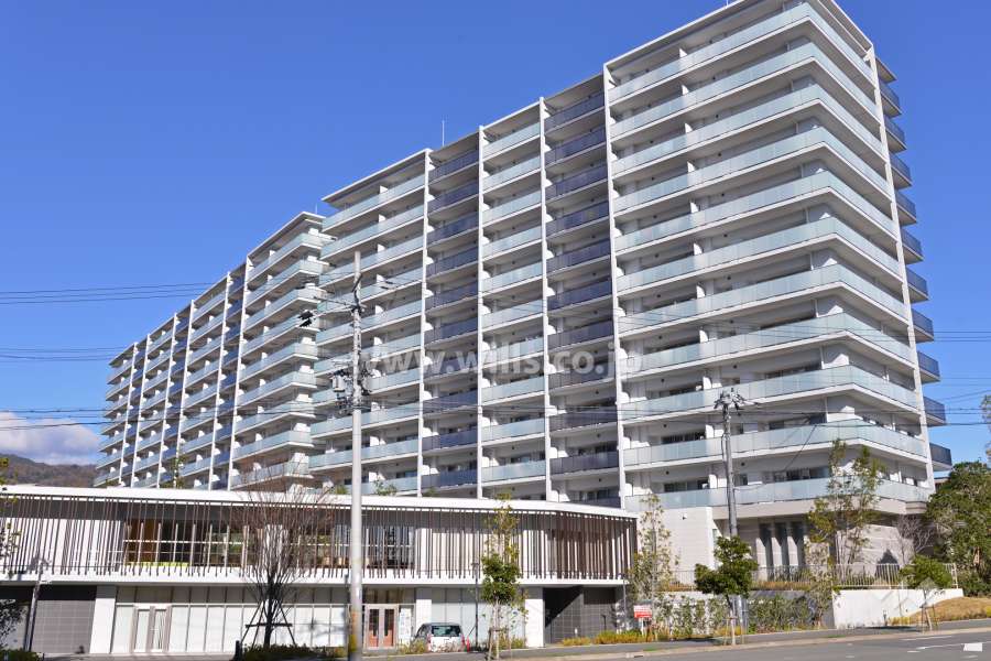 シエリア彩都HANA・KAZEの外観(南東側から)