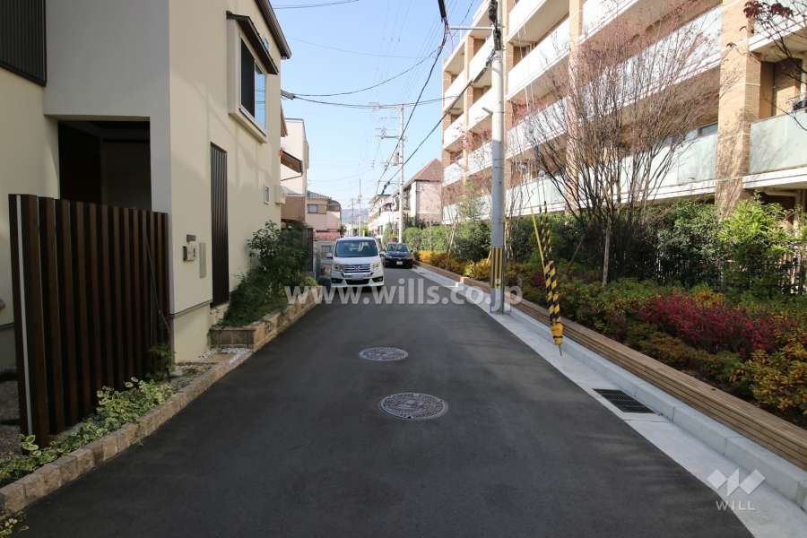 デュオヒルズ西宮北口若山町の南側前面道路